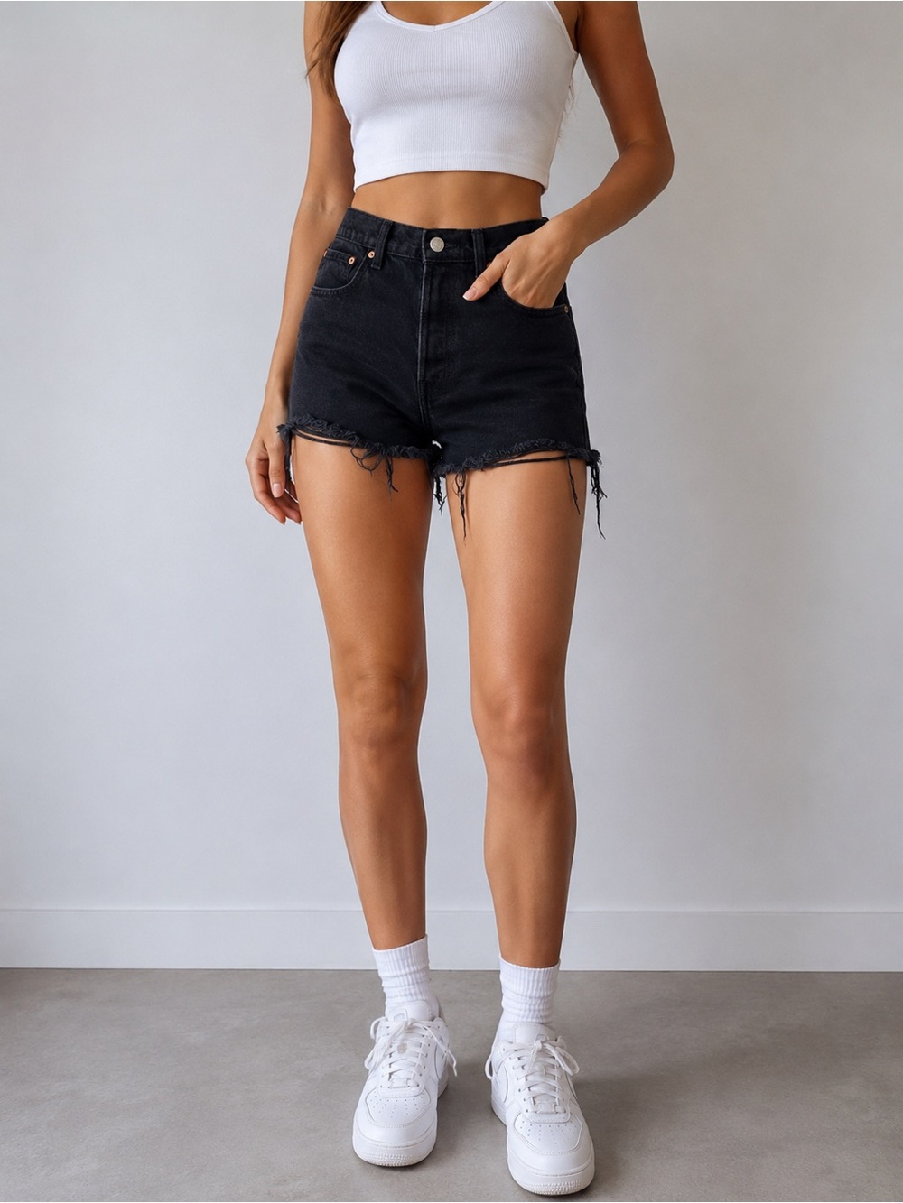 Levi’s Ribcage Distressed Black Denim Shorts High Rise 30